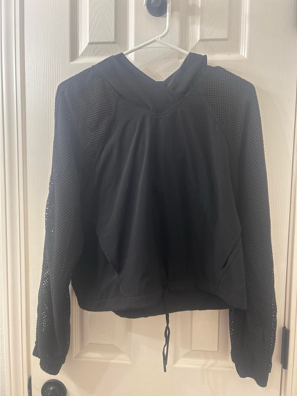 lululemon athletica Black Mesh-Sleeve Pullover Hoodie